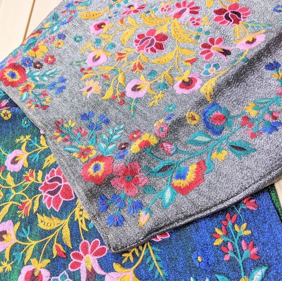 FINAL SALE 🆕🌿BOHO METALLIC SKIRT🌿 - Picture 5 of 8